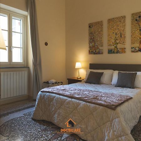 Intero Appartamento 3 Letti Con Garage Gratuito Livorno Exterior foto